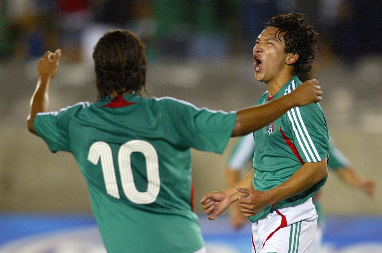 Minutos después cayó el segundo tanto del Tri, con un remate de zurda por parte de César Villaluz.