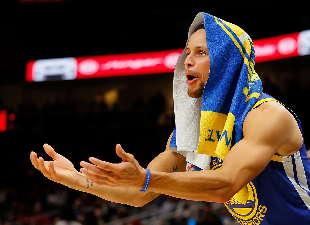 ATLANTA, GA - DECEMBER 03: Stephen Curry #30 of the Golden State Warriors draws a technical foul from the bench as he reacts to a call against the Atlanta Hawks at State Farm Arena on December 3, 2018 in Atlanta, Georgia. NOTE TO USER: User expressly acknowledges and agrees that, by downloading and or using this photograph, User is consenting to the terms and conditions of the Getty Images License Agreement. (Photo by Kevin C. Cox/Getty Images)