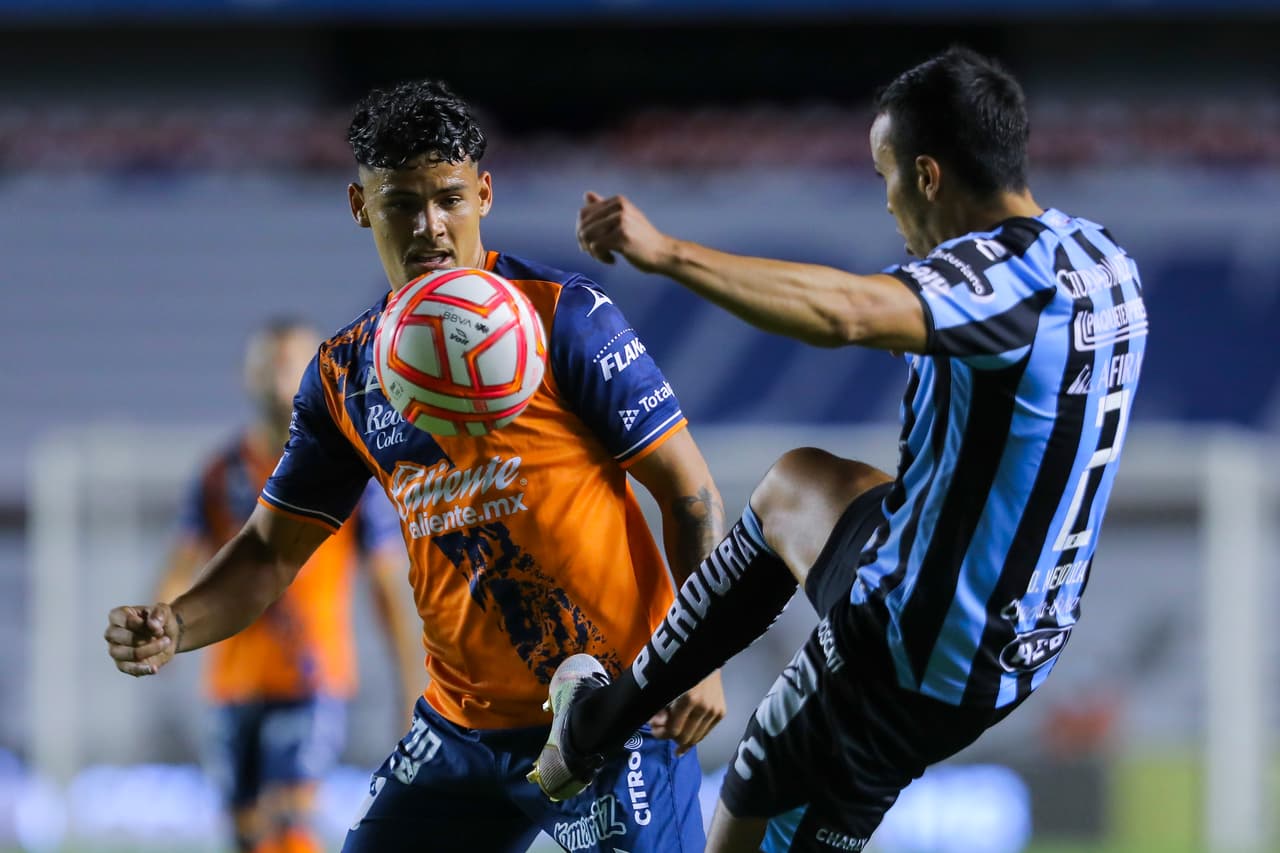 Querétaro y Puebla empataron 1-1 en la Jornada 12 del Apertura 2022 con goles de Ariel Nahuelpán y Jozy Altidore.