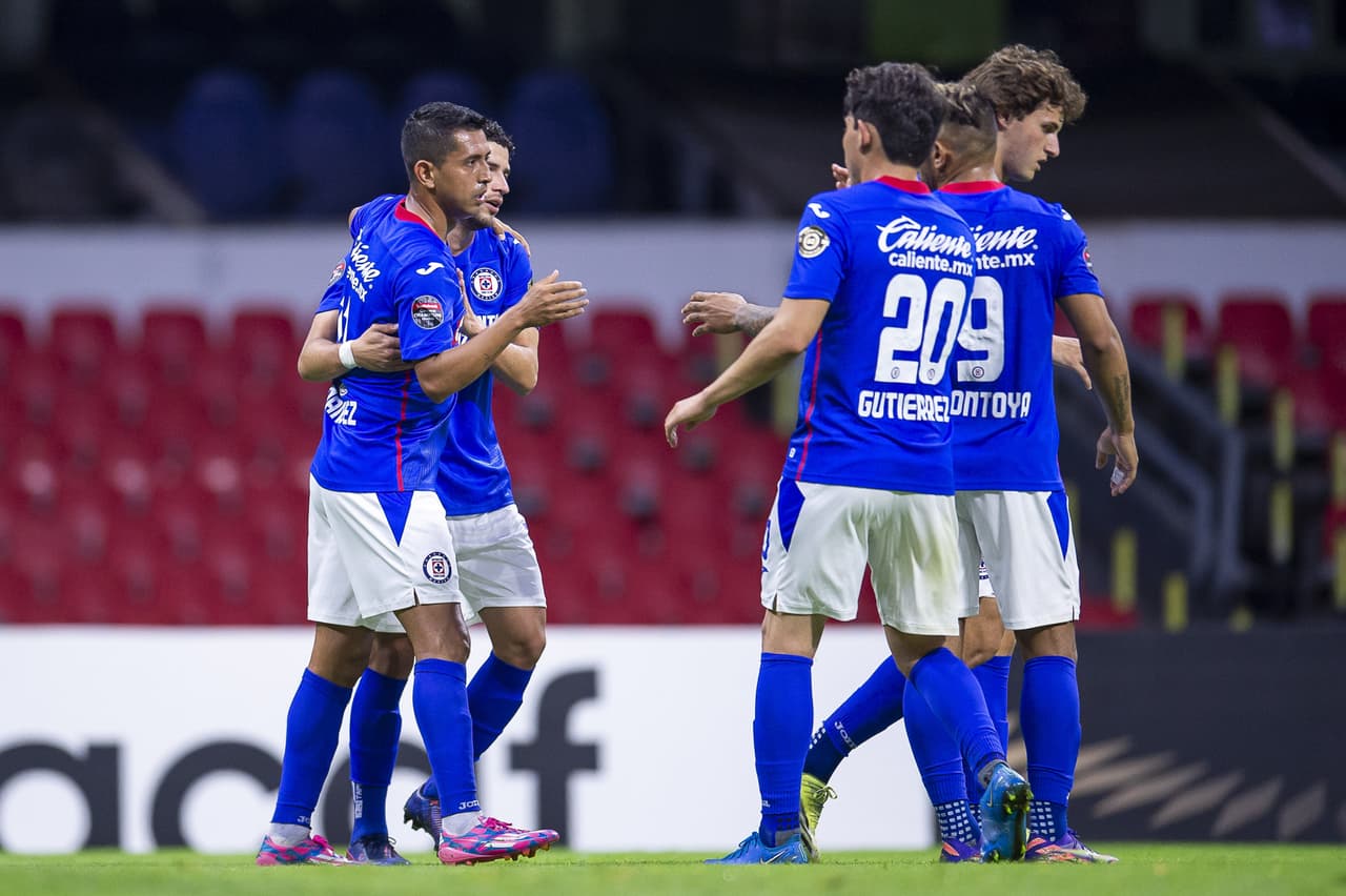 Llueven goles en la capital mexicana y con un marcador de 8-0 a favor, Cruz Azul elimina al Arcahaie de Haití en los octavos de final de la Concacaf Liga de Campeones.