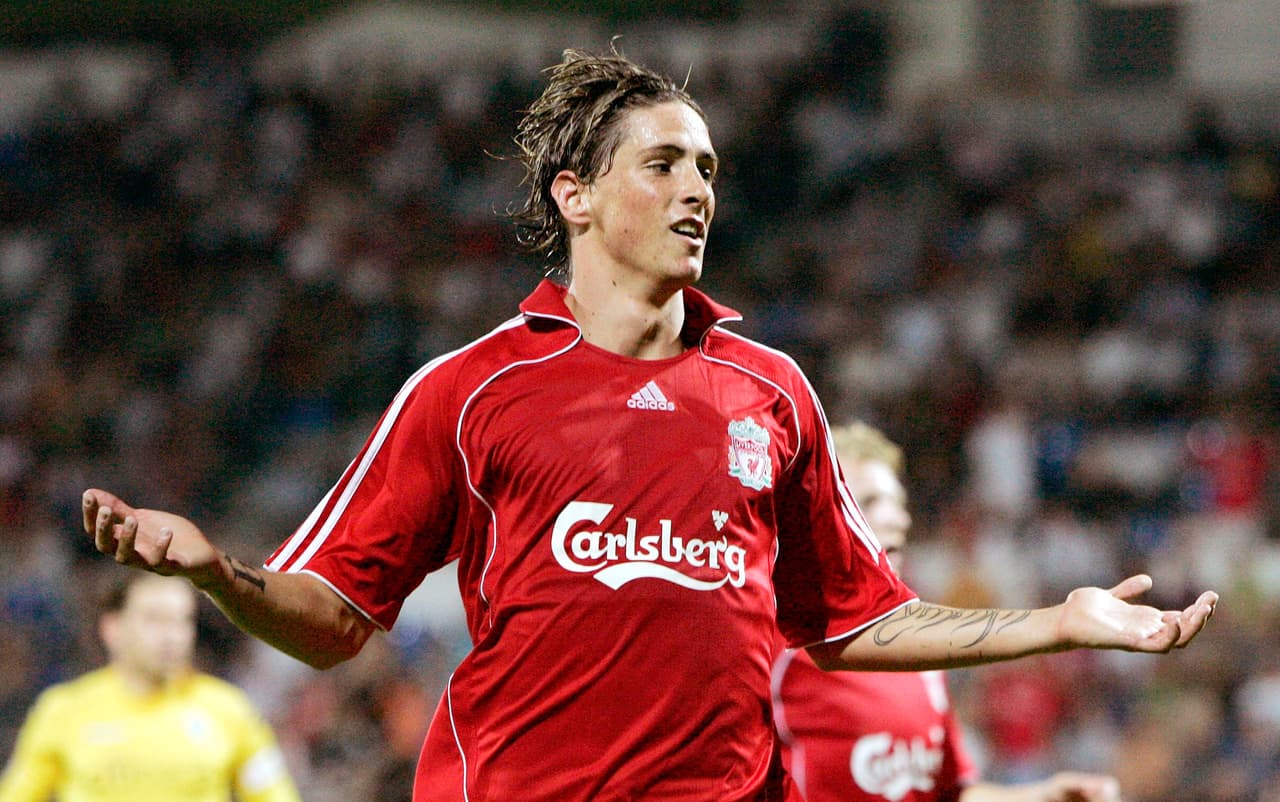 <b>Fernando Torres (2007-2008)</b>
<br>Club de procedencia: Atlético de Madrid
<br>Destino: Liverpool
<br>Costo: 38 MDE (millones de euros)