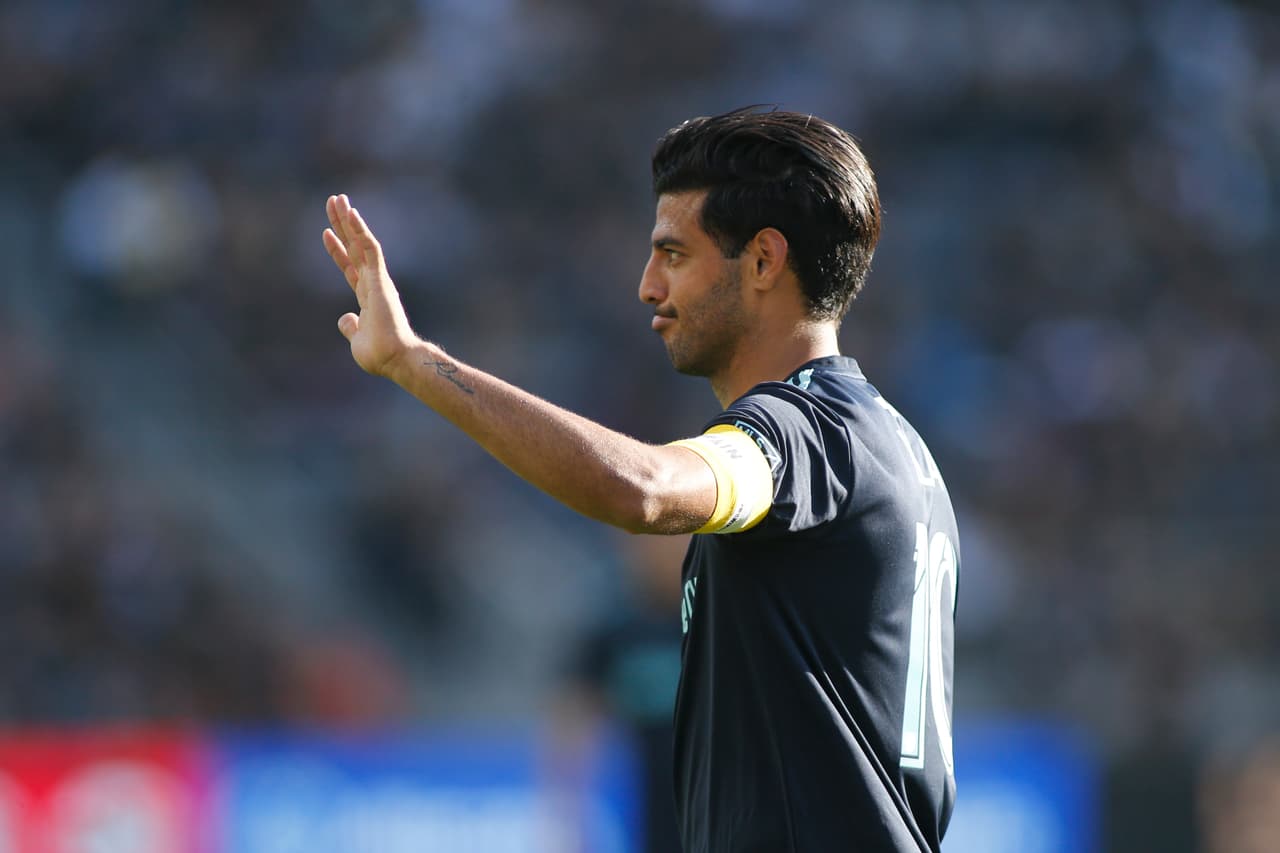 ¿Qué podría aportar Carlos Vela al Barcelona?