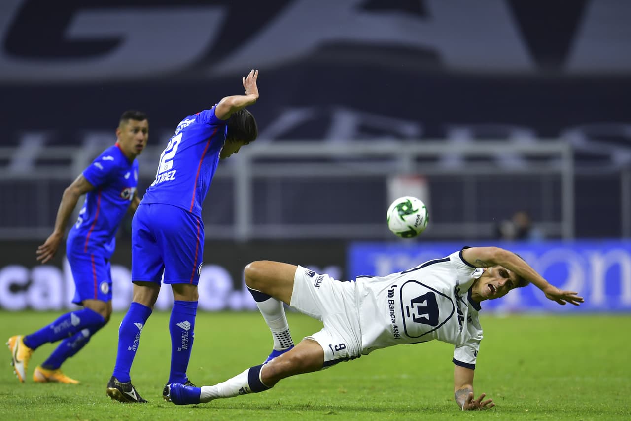 Con doblete de Luis Romo, gol de Rafael baca y gol de Roberto Alvarado, Cruz Azul golea a los Pumas y se queda a centímetros de la final del torneo.