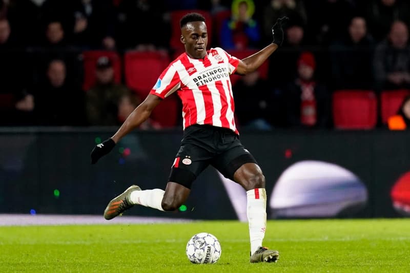 Con goles de Hemdrix, Itaharen, Vruma y Gakpo, el PSV se lleva fácilmente el partido ante el PEC Zwolle en casa. El 'Guti' no fue convocado por lesión en el tobillo.