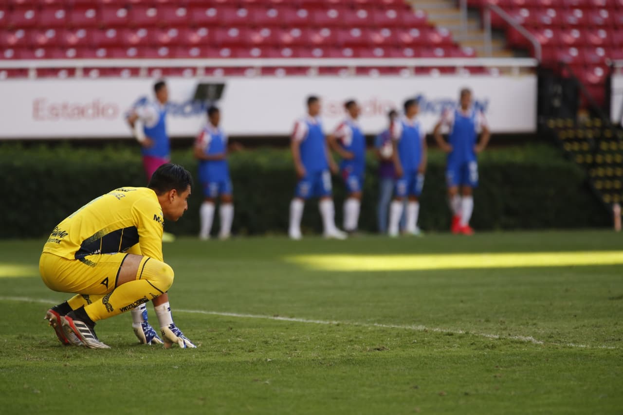 La respuesta no se hizo esperar y San Luis mandaba un balón al travesaño en la jugada posterior al gol.
