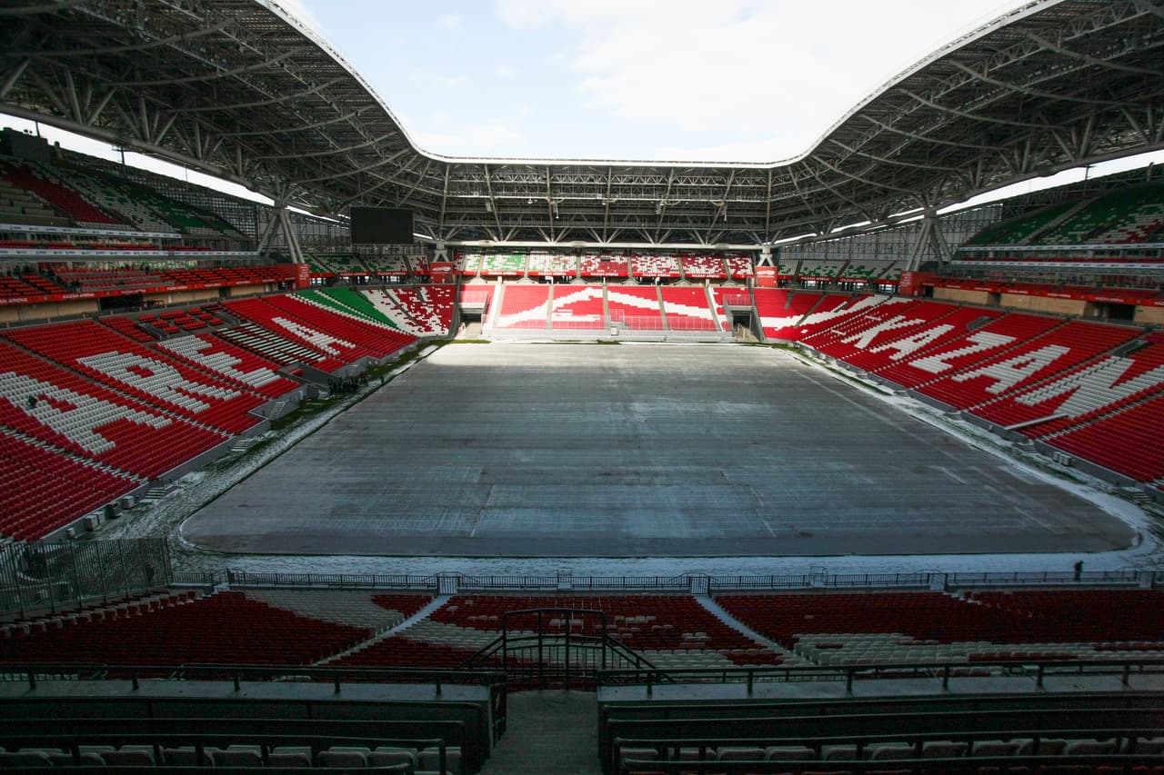 El primer gran evento que albergó el Kazan Arena fueron los Juegos Universitarios (Unversiada) del 2013 en la que participan estudiantes de diferentes países del mundo. Fue la sede de las ceremonias de inauguracion y clausura.