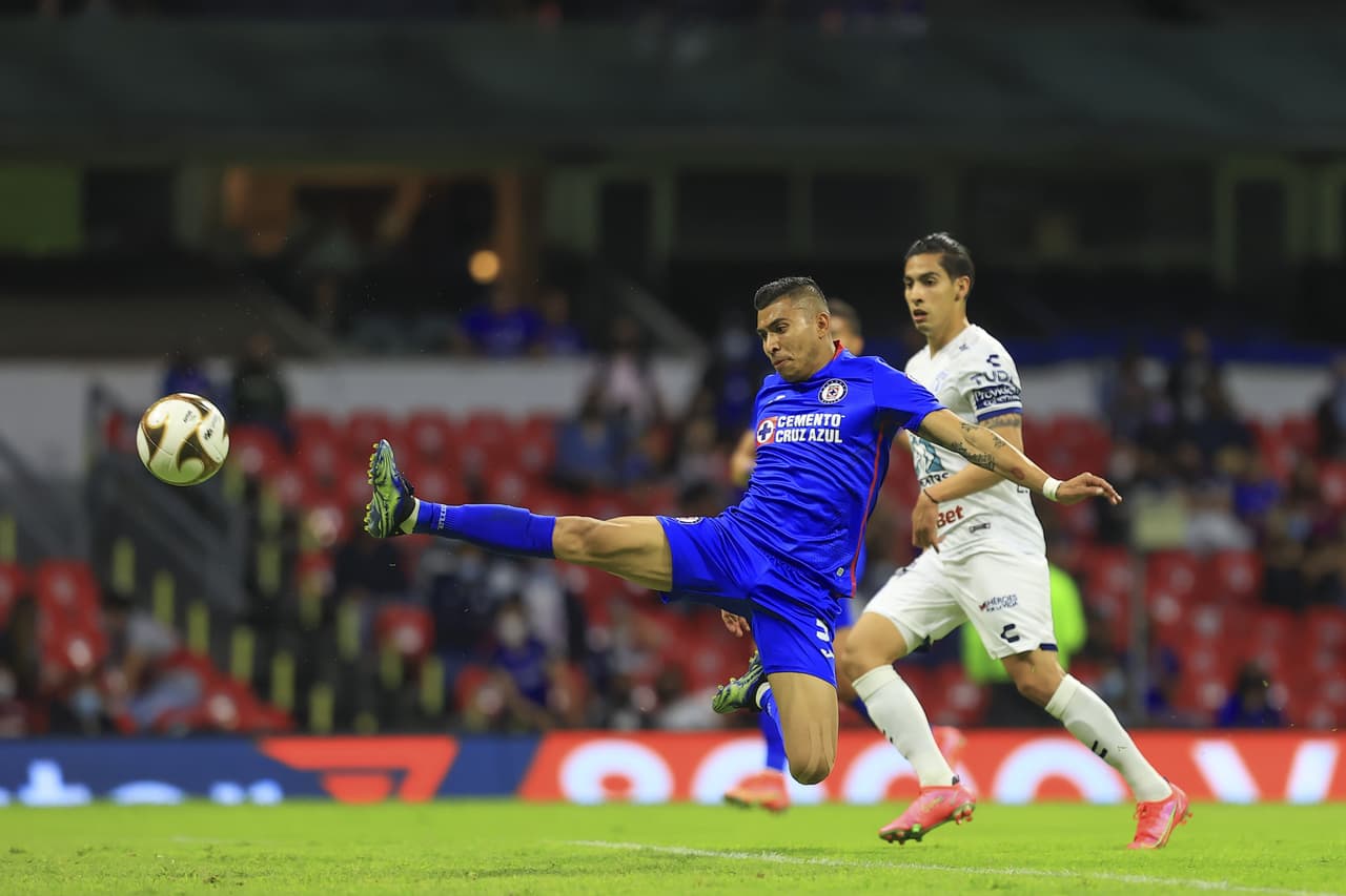 Cruz Azul fue efectivo y en un partido cerrado eliminó al Pachuca para meterse a una Final más en busca de la tan ansiada novena.