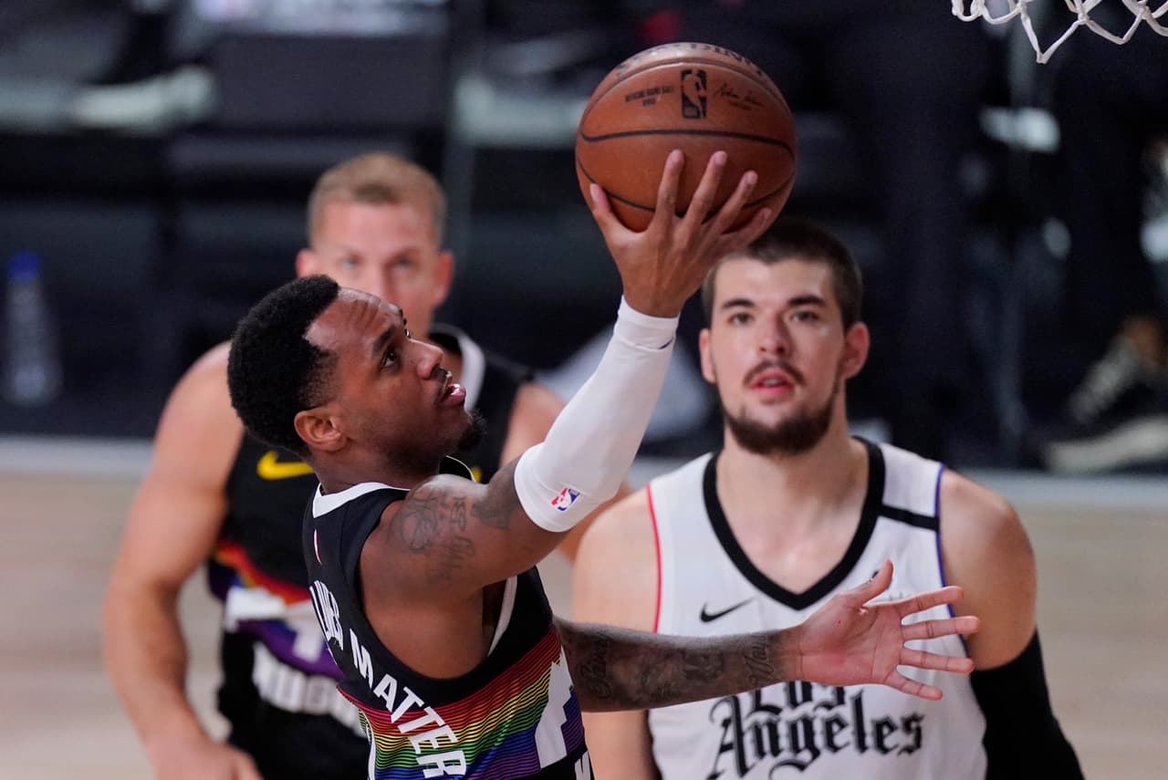 Los Angeles Clippers vencen 96 -85 a los Denver Nuggets y se quedan a una victoria de la final de conferencia.