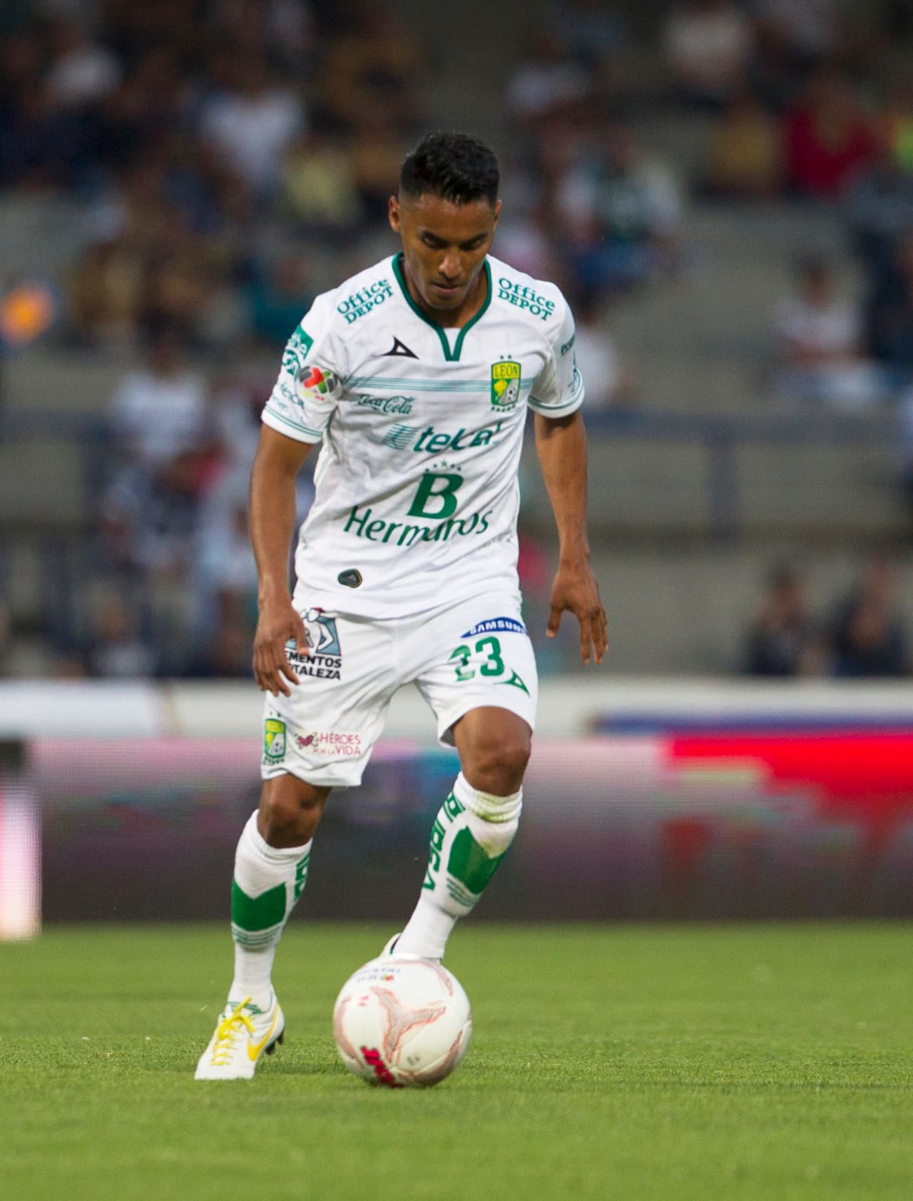 El principal refuerzo del Guadalajara para este torneo es José Juan Vázquez, procedente del León, el ‘Gallito’ fue rival de Chivas en aquella final y llega a las Chivas buscando retomar el gran nivel que lo llevó a la Selección Mexicana.