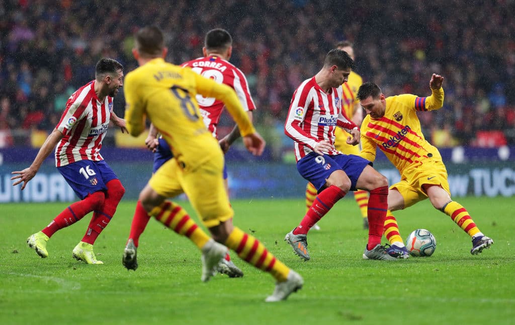 Messi recorta a Morata y a Héctor Herrera.