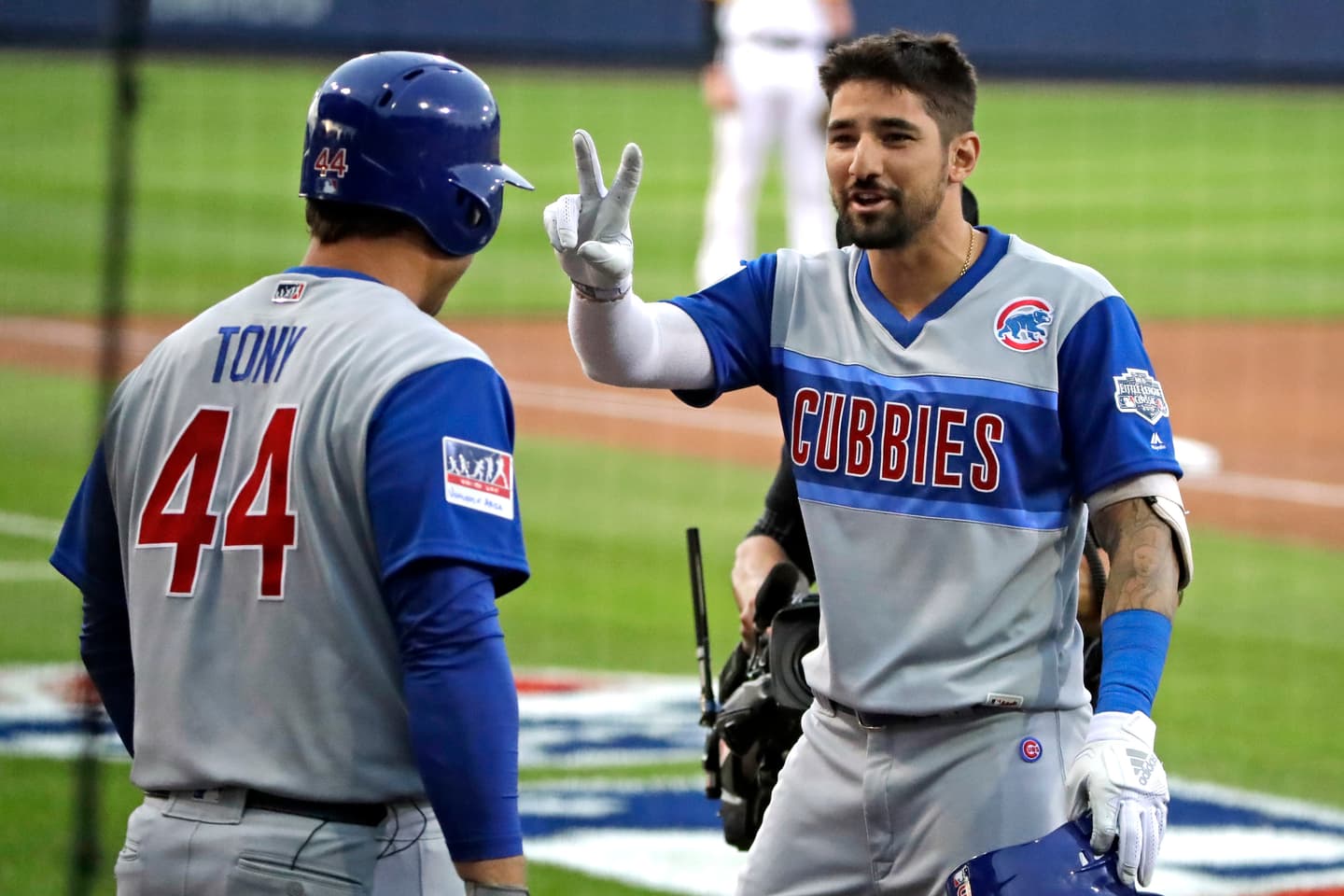 Quintana, Rizzo lead Cubs past Pirates 7-1 at LLWS - ABC7 Chicago