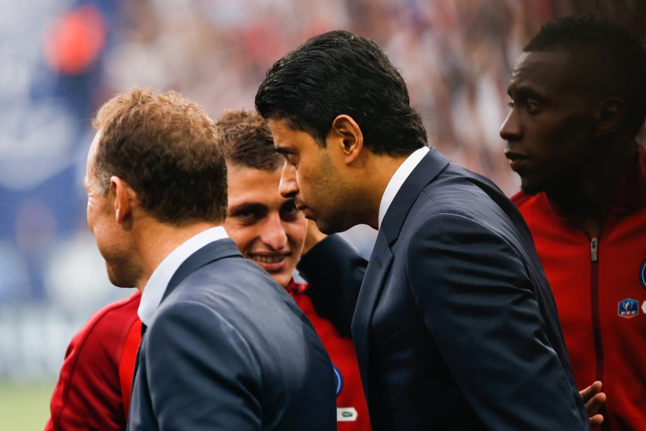 El mandamás del club parisino, Al-Khelaifi, se enteró de las intenciones del Barcelona y reprimió duramente a Verratti obligándolo a ofrecer disculpas públicas y a decir que está contento en París.
