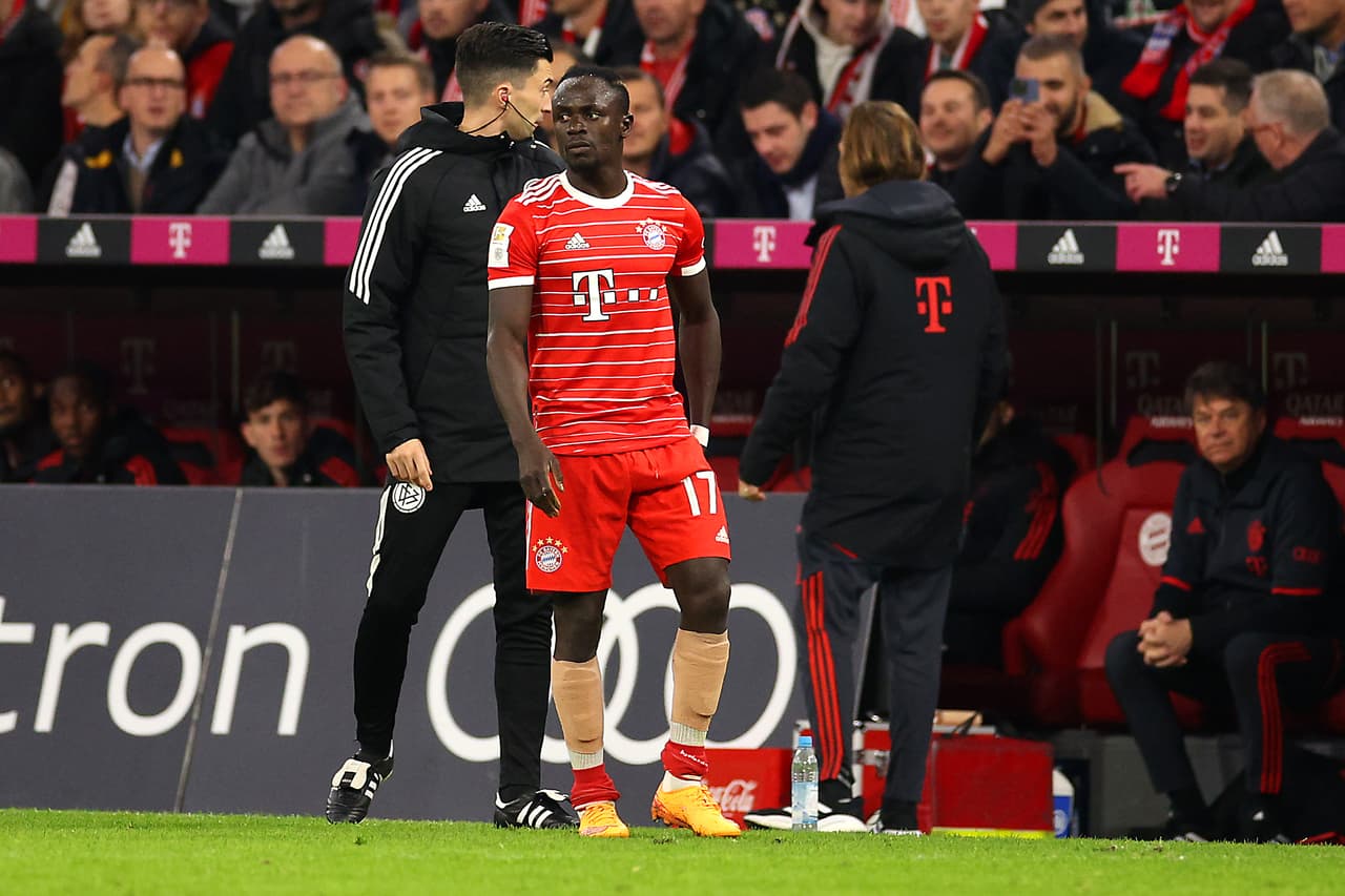 Sadio Mané peligra para Qatar 2022 tras salir lesionado con el Bayern