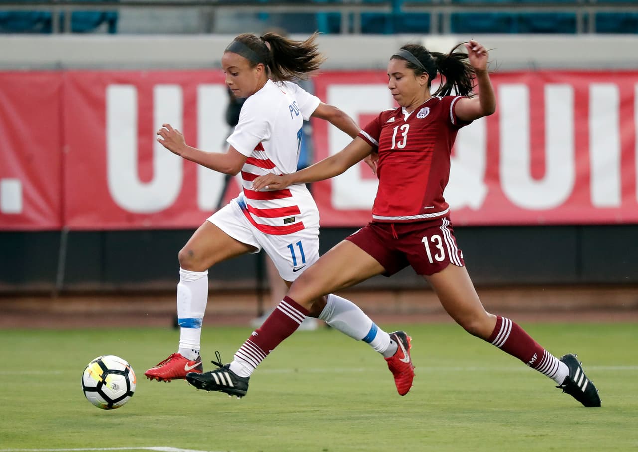 En el primero de dos amistosos que disputarán esta semana, las estadounidenses se fueron pronto en ventaja. Mallory Pugh abrió el marcador.