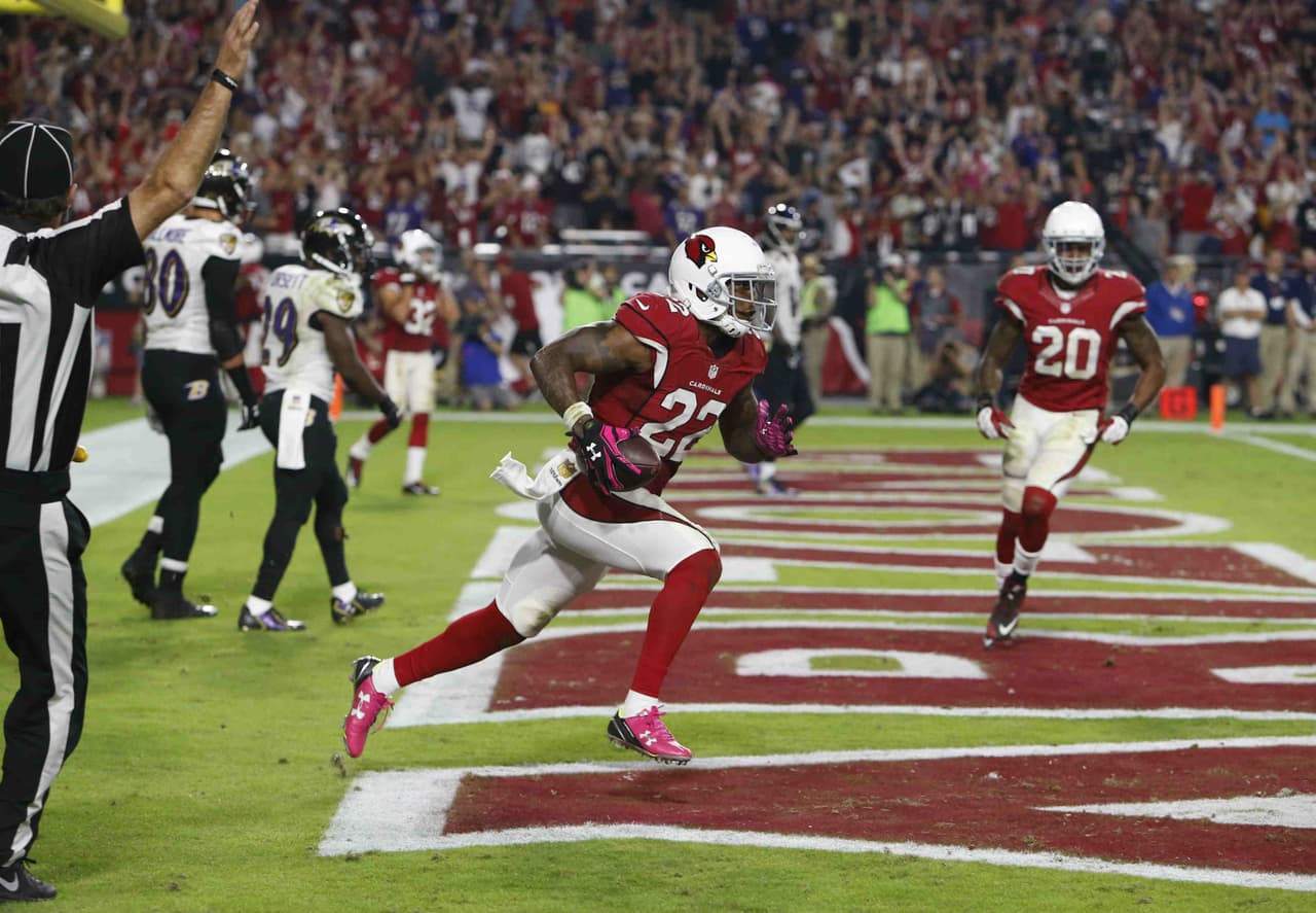 7. ARIZONA CARDINALS - Tuvieron un arranque vertiginoso a la ofensiva con 3 victorias donde anotaron en promedio 42 puntos por partido. En los 4 siguientes compromisos sólo igualaron el promedio original en el triunfo sobre Detroit. Sufrieron derrotas ante St. Louis y Pittsburgh. Le ganaron a Baltimore en un partido que se complicaron por no manejar correctamente el reloj.
