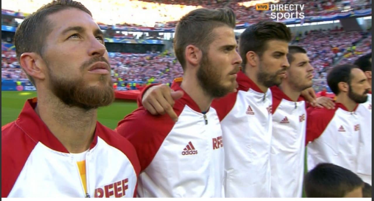 Piqué aclara la polémica: 'Me estaba crujiendo los dedos'