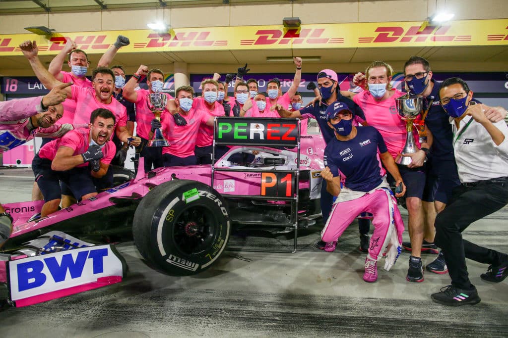 El piloto de la Formula 1 venció al COVID-19 y, a pesar de saber que no renovaría contrato con Racing Point, logró obtener primer lugar en el Gran Premio de Sakhir.