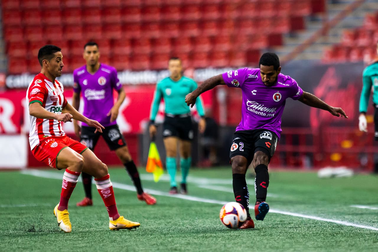 Con un solitario gol de Fidel Martínez, Xolos venció a Necaxa en el debut de Siboldi y sueña con la fiesta grande del Guard1anes 2021.