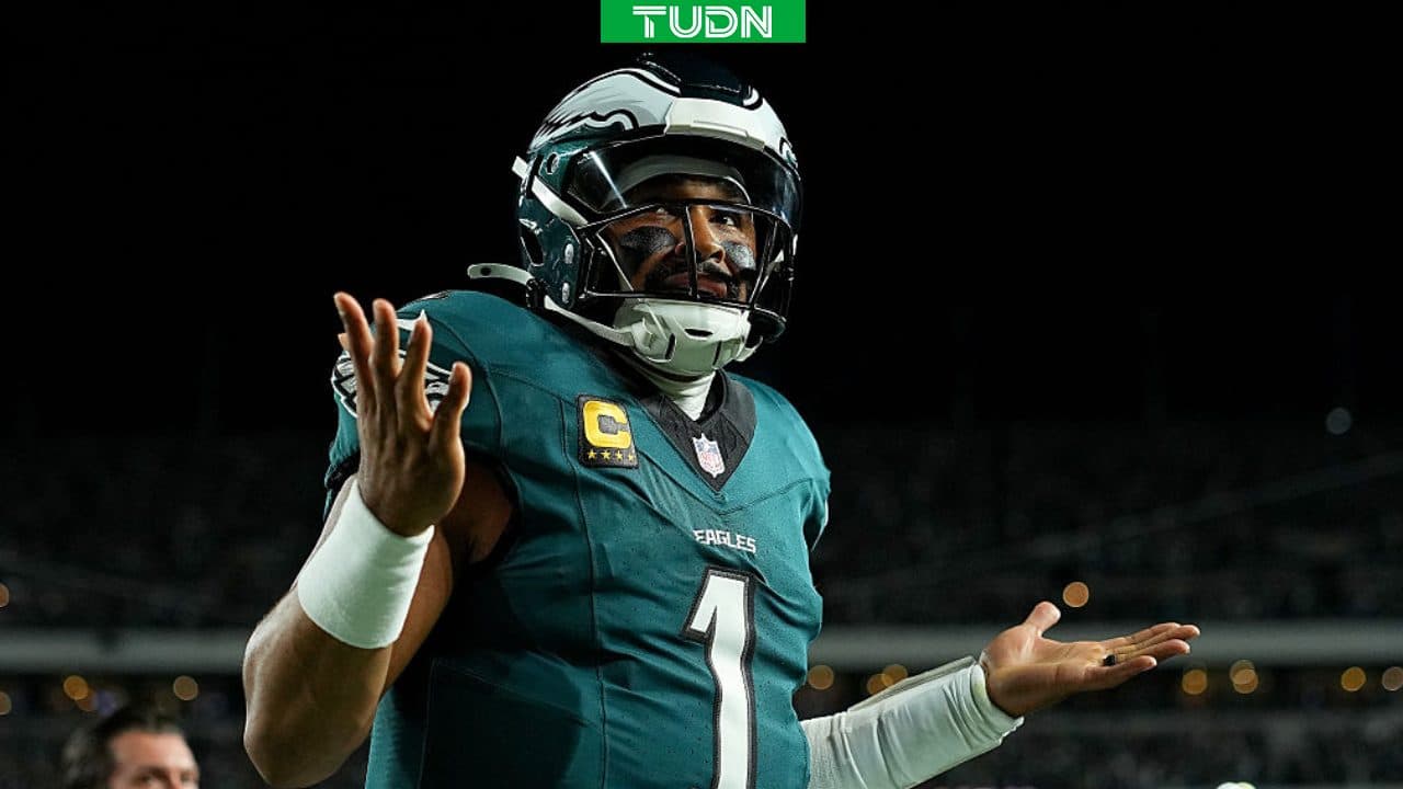 ¡De todo pasó en el kick off de la NFL! Incluyendo un escupitajo