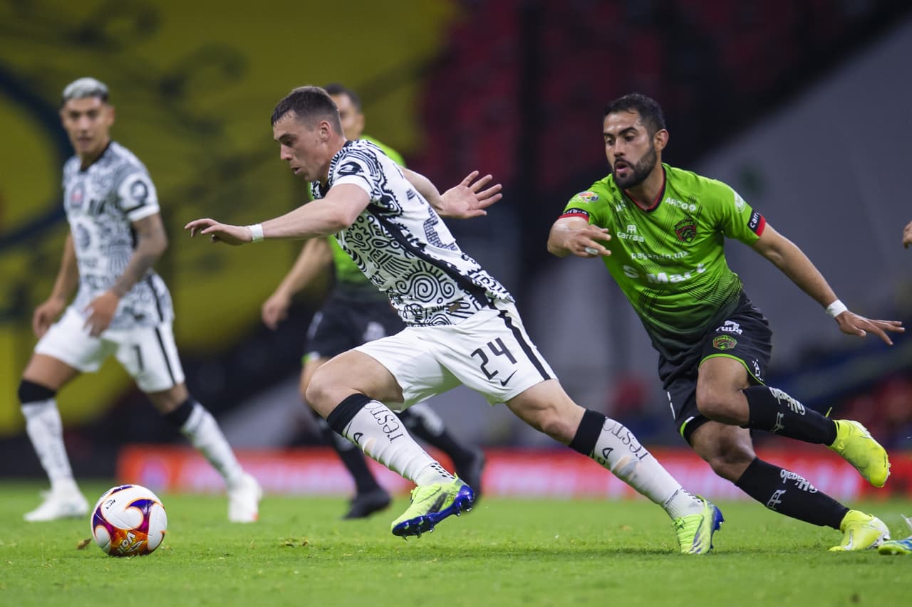 Con goles de Emanuel Aguilera y Roger Martínez, América vence 2-0 a Bravos y se adueñan de los tres puntos.