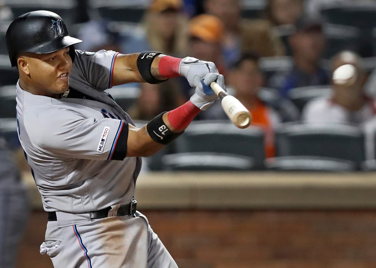 Starlin Castro dejó a los Miami Marlins para unirse a los Washington Nationals.