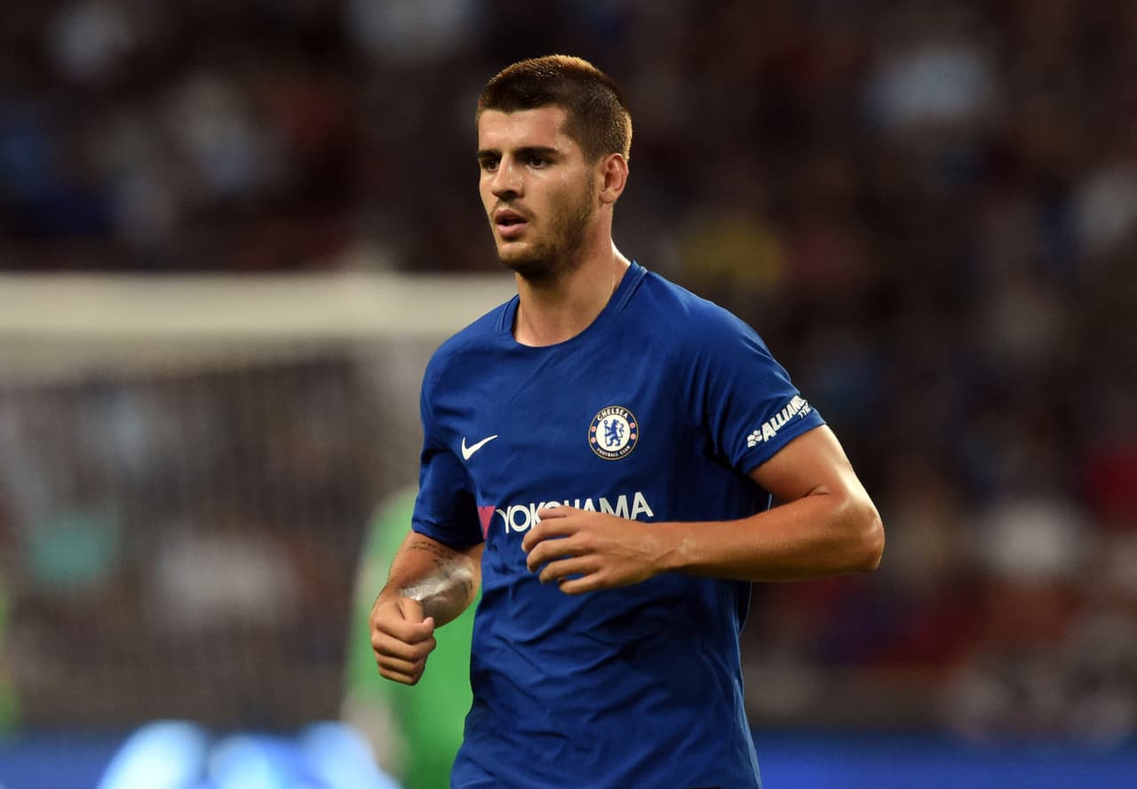 Este fue en el debut de Alvaro Morata en el equipo inglés, que entró al campo en el minuto 64. Morat prolongó de cabeza un saque de esquina de Cesc Fabregas en el primer poste para el segundo gol del Chelsea.