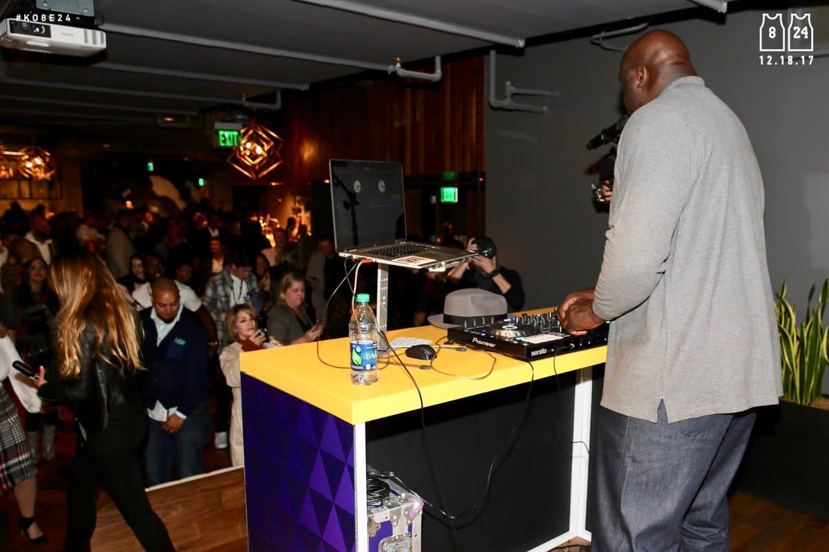DJ Diesel (Shaq) poniendo a bailar a todo el mundo por #Ko8be24