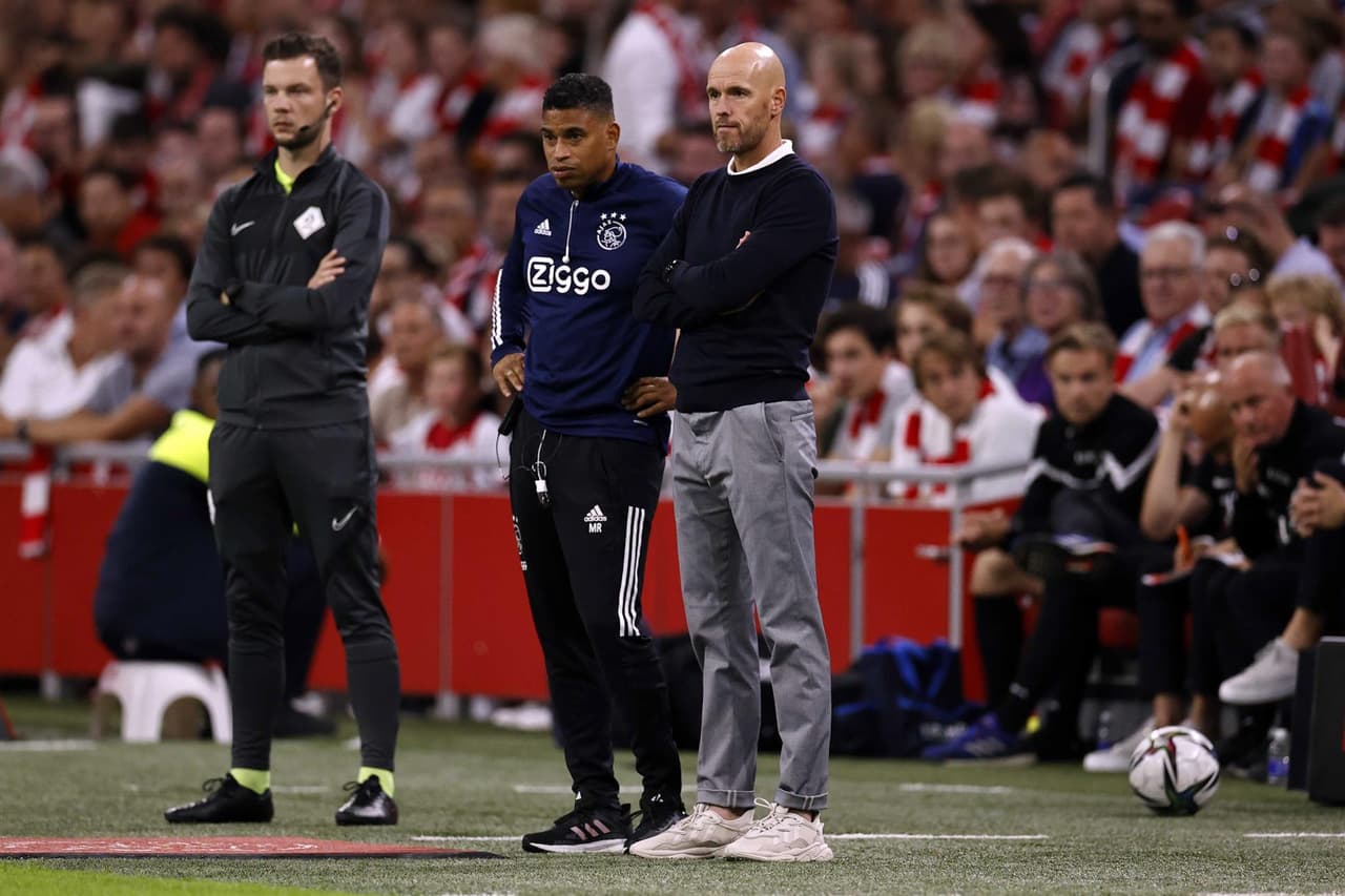 Ajax empató ante el Twente 1-1 durante la segunda jornada en la Eredivisie. Sebastian Haller abrió el marcador al minuto 52' del encuentro y, ya fue al final del encuentro, cuando Robin Propper igualó con un gol al minuto 87' a favor de los locales; Edson Álvarez jugó los 90 minutos del encuentro.