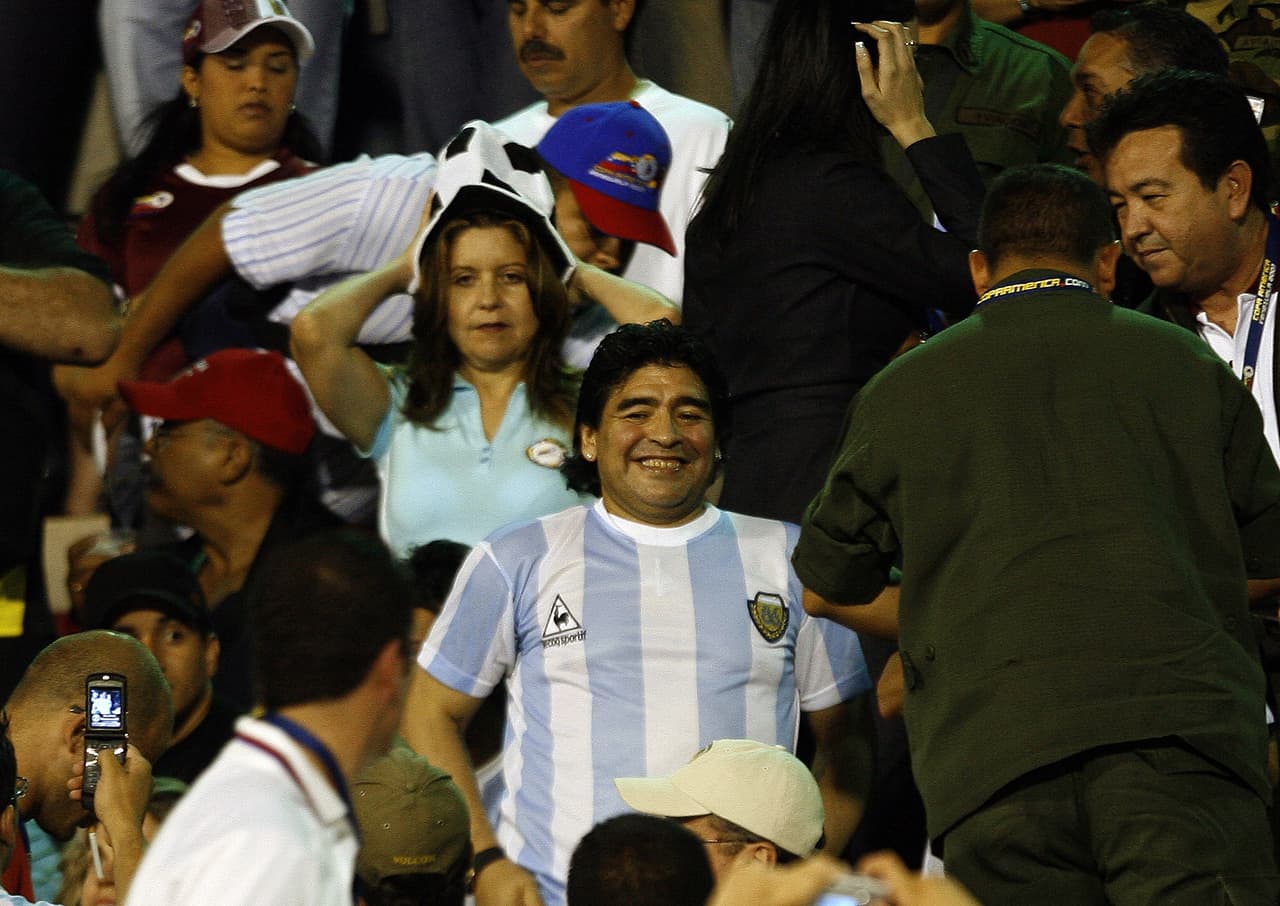 Diego Armando Maradona fue testigo del partido en Venezuela.