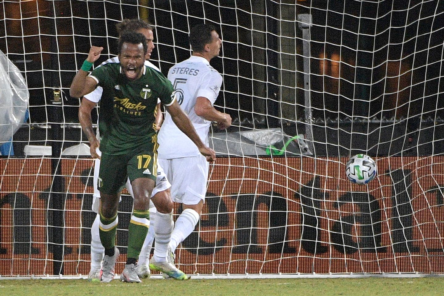 MLS: Gol del Javier 'Chicharito' Hernández en el Timbers vs LA