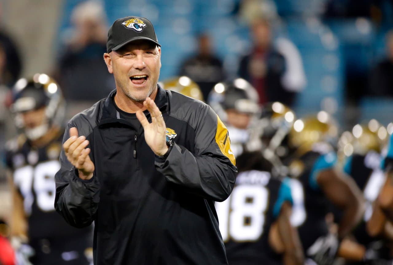 Gus Bradley (2013-2015) (12 victorias, 36 derrotas).