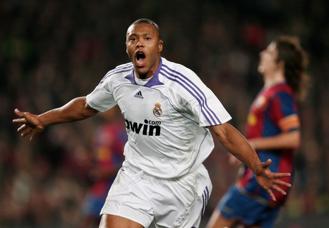 Julio Baptista anotó 4 goles en 33 partidos tras su regreso al Real Madrid en la temporada 2007/08, sin lograr regularidad.