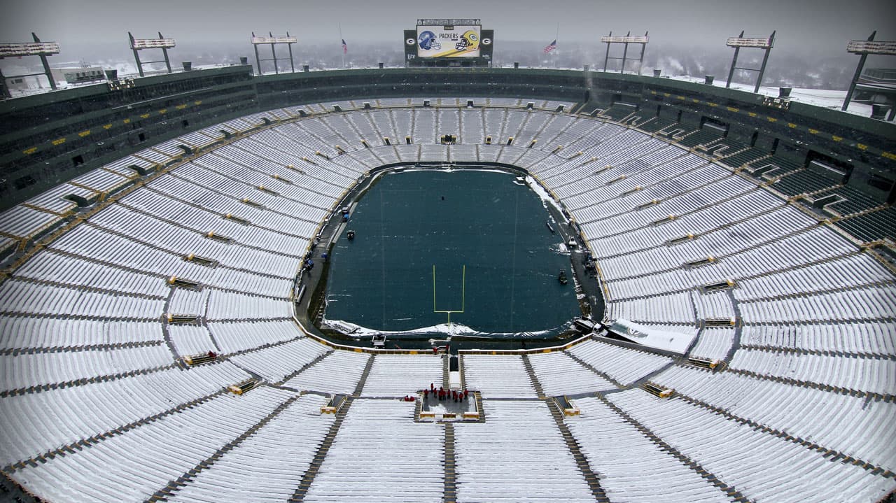 Se emitió una convocatoria para quitar la nieve que se espera caerá en la zona de los grandes lagos el próximo sábado y así se libere el estadio para el partido Seahawks vs. packers de este domingo.