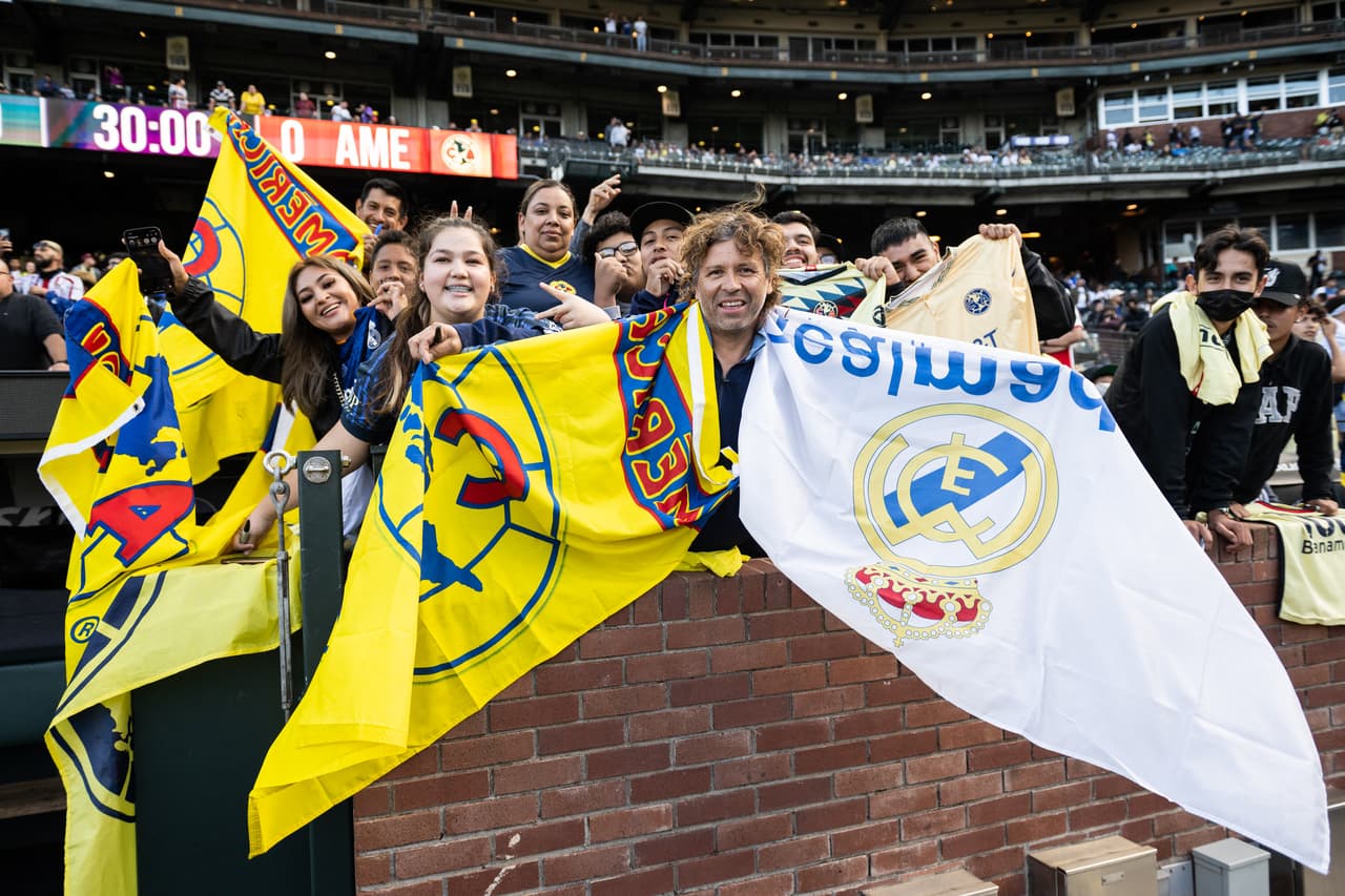 América empató con Real Madrid gracias a los goles de Henry Martín y Álvaro Fidalgo, mientras que Karim Benzema y Eden Hazard anotaron por los merengues en un duelo con mucha intensidad, ambiente y color en el Oracle Park de San Francisco.