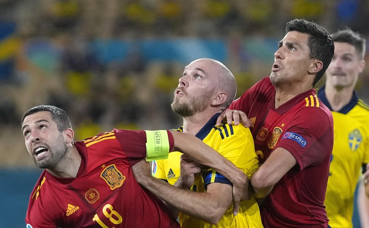 España y Suecia empatan durante su debut en la Euro 2020 con marcador de 0-0, en la Cartuja. El equipo local no logró definir ante los suecos y ambos equipos repartirán puntos dentro del Grupo E. Polonia es el próximo de los españoles, mientras que Eslovaquia se medirá ante Suecia el viernes.