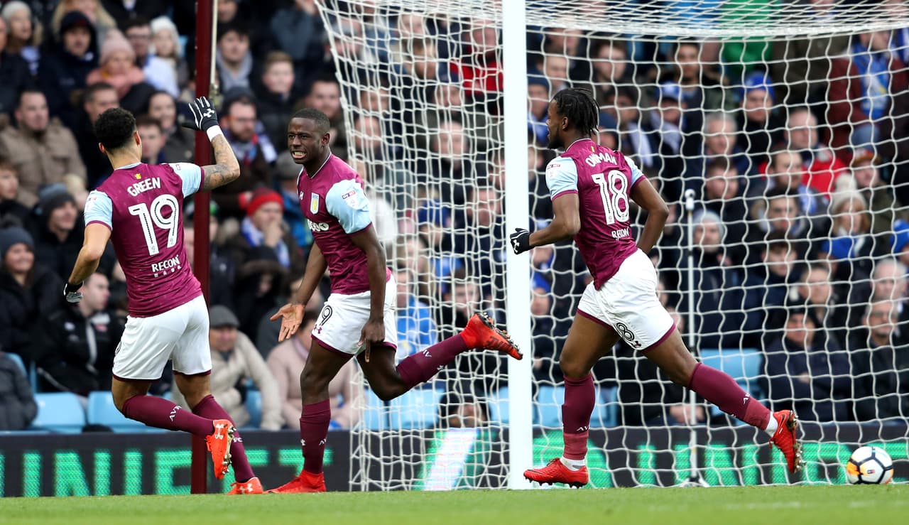 El joven delantero Keinan Davis (19 años) está demostrando su calidad en el Aston Villa y es por eso que en la Premier League el Brighton & Hove Albion estaría pensando en ficharlo.