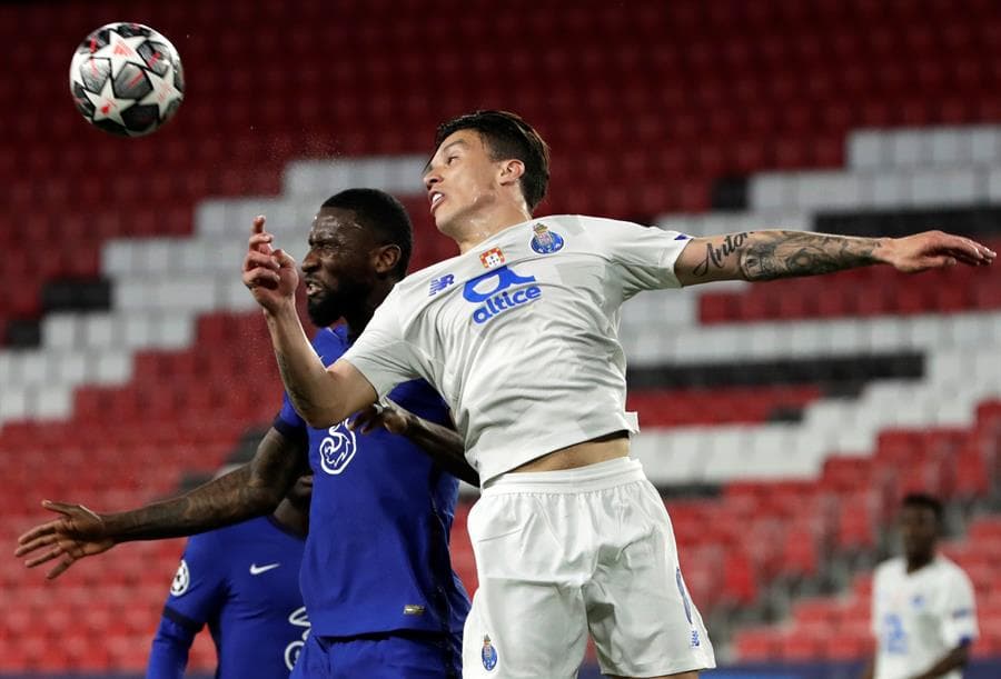 Chelsea logra su pase a las Semifinales de la UEFA Champions League aún con la derrota contra el Porto 0-1 durante el partido de vuelta, pues el marcador global quedó 2-1 a favor del equipo inglés.