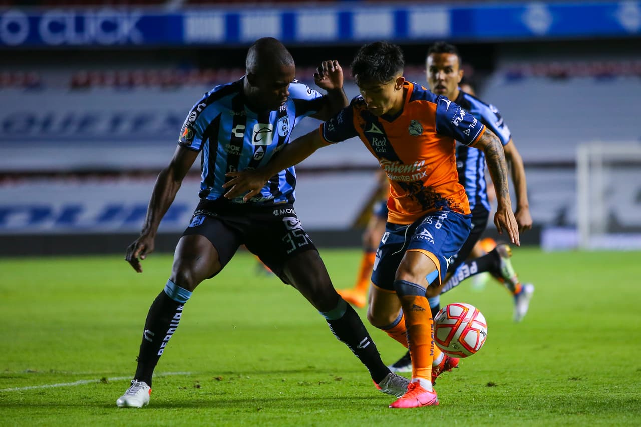 Querétaro y Puebla empataron 1-1 en la Jornada 12 del Apertura 2022 con goles de Ariel Nahuelpán y Jozy Altidore.