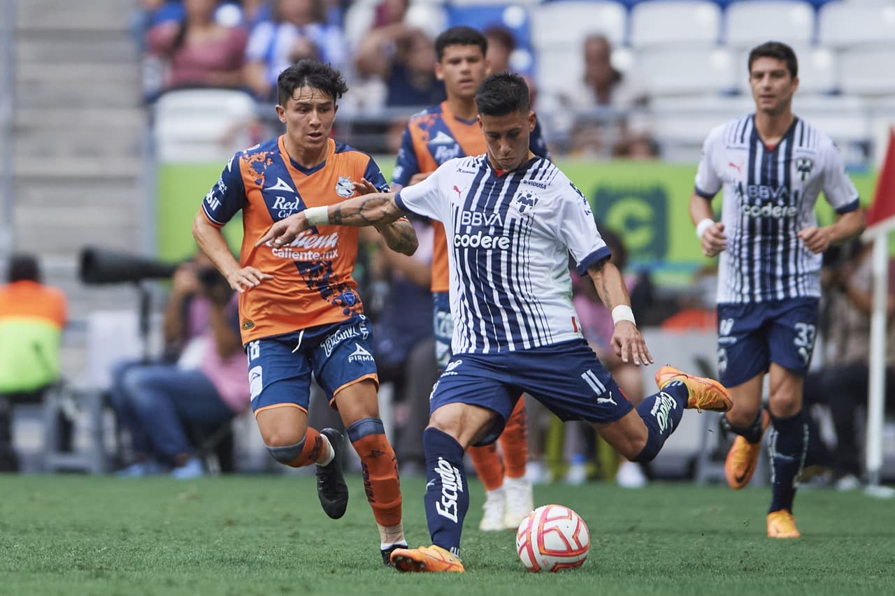 Rayados sigue en su buena racha y ahora venció a un Puebla que fue aguerrido pero que no tuvo reacción y de esa forma el equipo de Vucetich se mantiene en la cima del Apertura 2022 gracias al gol de Stefan Medina.