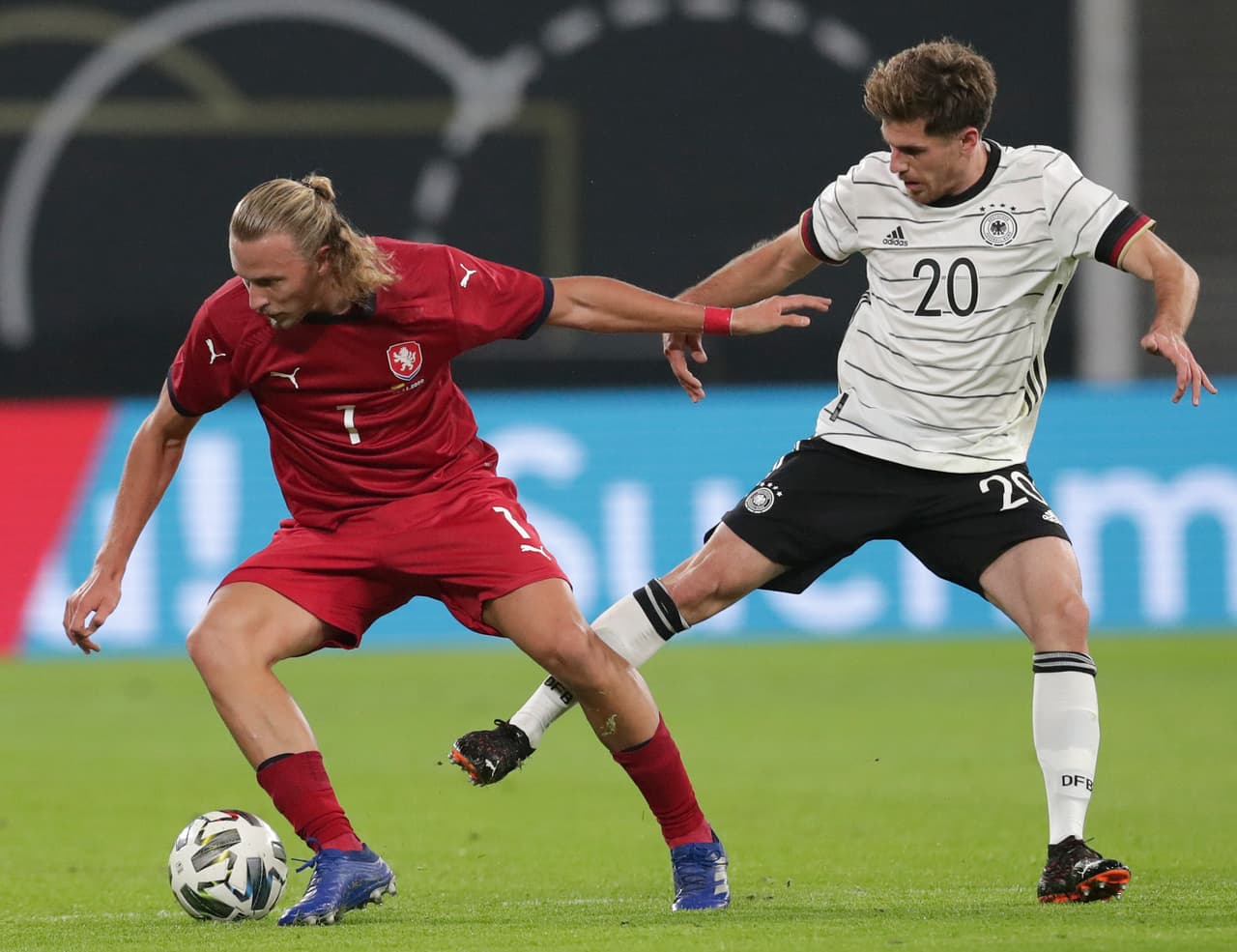Alemania 1-0 República Checa | Con gol de Luca Waldschmidt (13’), los germanos se impusieron al combinado checo en el RB Arena de Leipzig. Alemania se medirá a Ucrania y República Checa se medirá con Israel en la J5 de la Liga de Naciones.