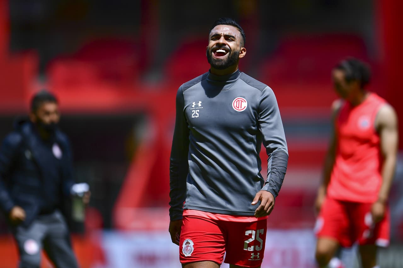 ¡Toluca pierde a su goleador! Alexis Canelo tiene COVID-19