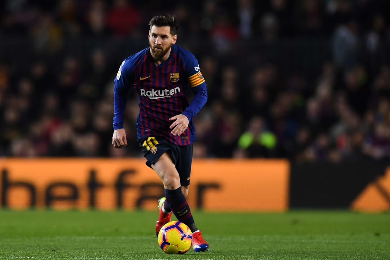 <b>Delantero: </b>Lionel Messi (2009, 2010, 2011, 2012 y 2015)