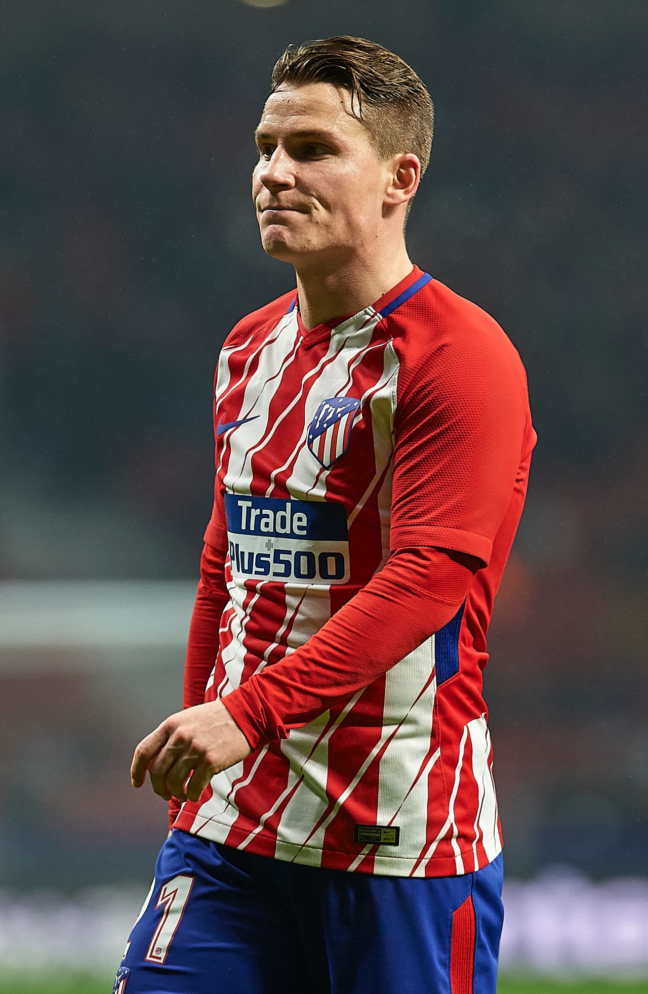 Del Atlético de Madrid podría salir Kevin Gameiro, después de que Diego Costa regresara al equipo. En Inglaterra se habla de la posibilidad del Swansea City.