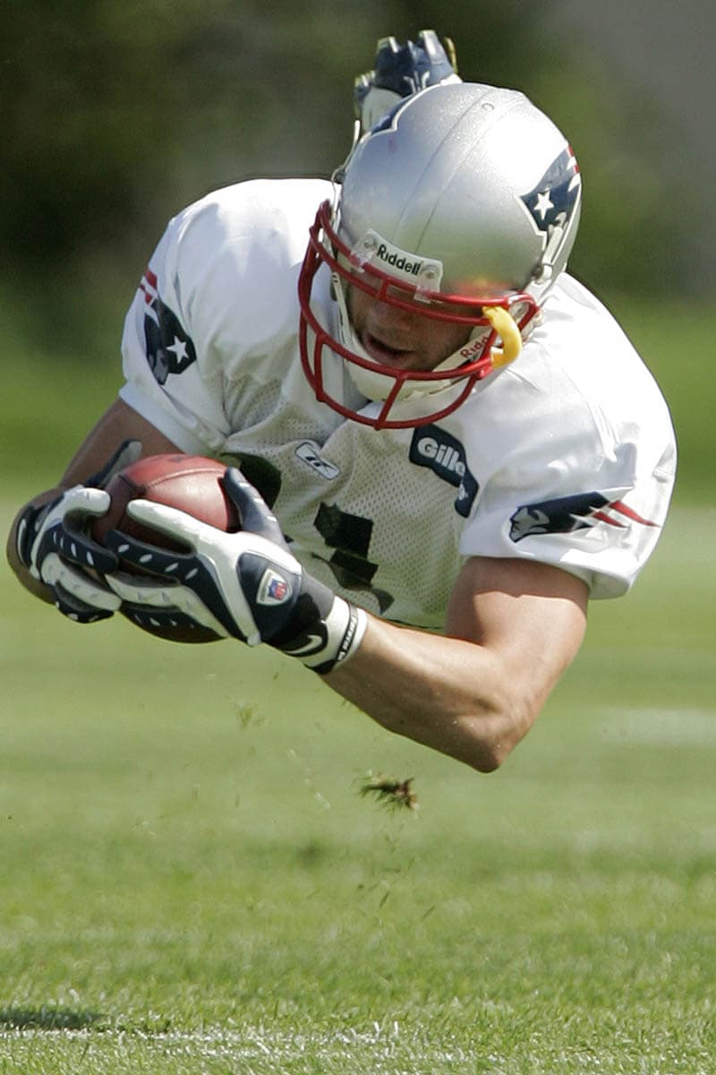 #3 JULIAN EDELMAN, New England Patriots. Crédito a Edelman, un pasador colegial, que tomó los matices de la posición y se convirtió en uno de los receptores de ranura más peligrosos de la NFL. Con 5 pies y 200 libras, es un excelente corredor de ruta con fantástica agilidad, equilibrio y control de cuerpo. (AP-NFL).