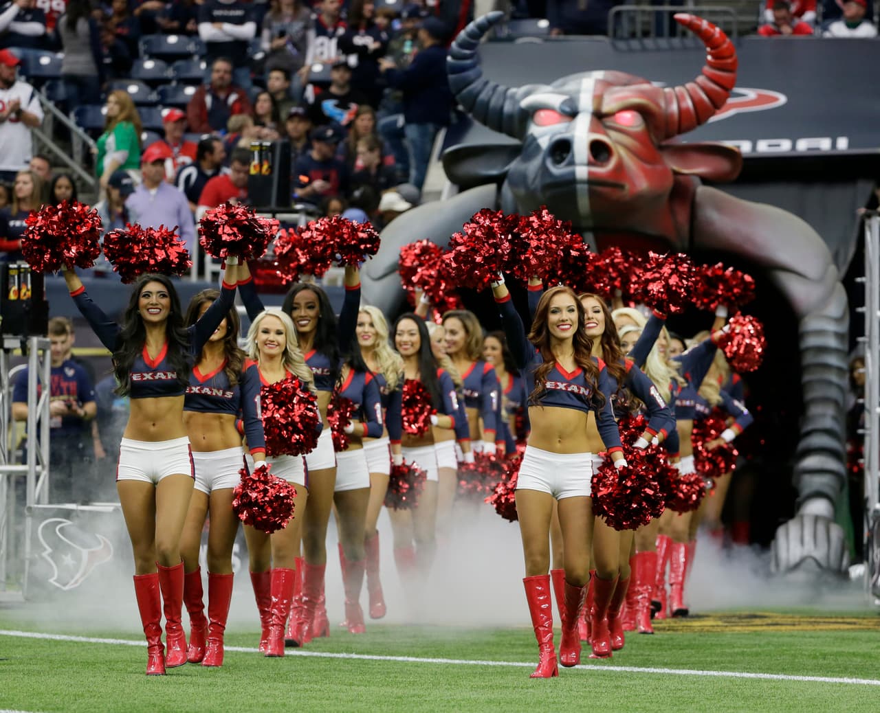 Las bellezas de los Houston Texans durante el partido de comodines ante los KC Chiefs.