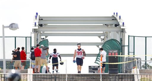 Las mejores imágenes de las actividades organizadas de los Houston Texans rumbo a la temporada 2015 (AP-NFL).