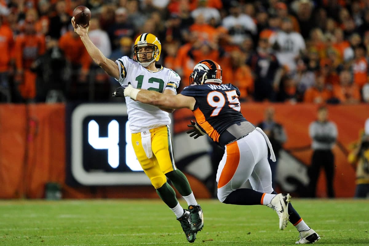 Wolfe impuso una marca en el equipo de siete tackleadas en el juego que los Broncos ganaron 29-10 para quitarle el invicto a los Packers.