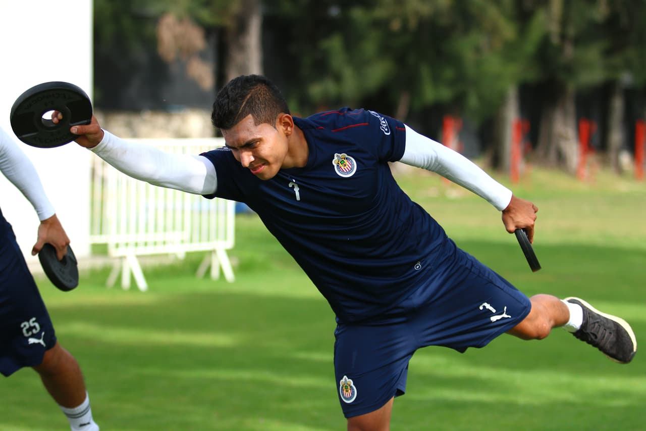 <b>Mediocampista: </b>Orbelín Pineda