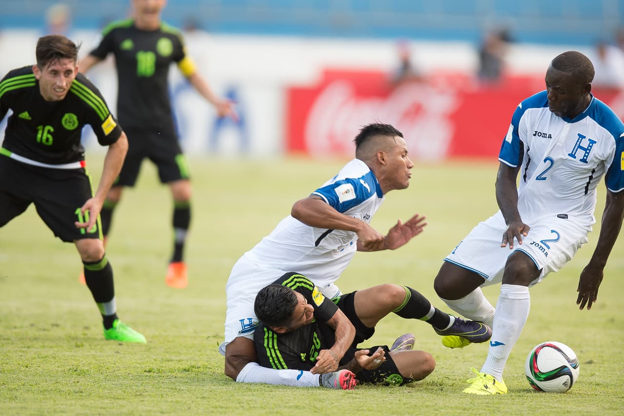 Luis Garrido: El mediocampista hondureño fue protagonista no por su juego, sino por la terrible lesión que sufrió que lo obligó a que abandonara el partido antes de que culminara la primera parte del juego. Calificación 7.