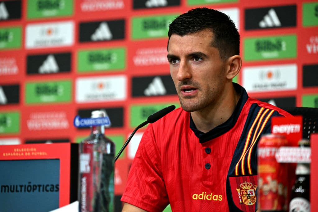 Dani Vivian: “Harry Kane es de los mejores delanteros, si no el mejor”